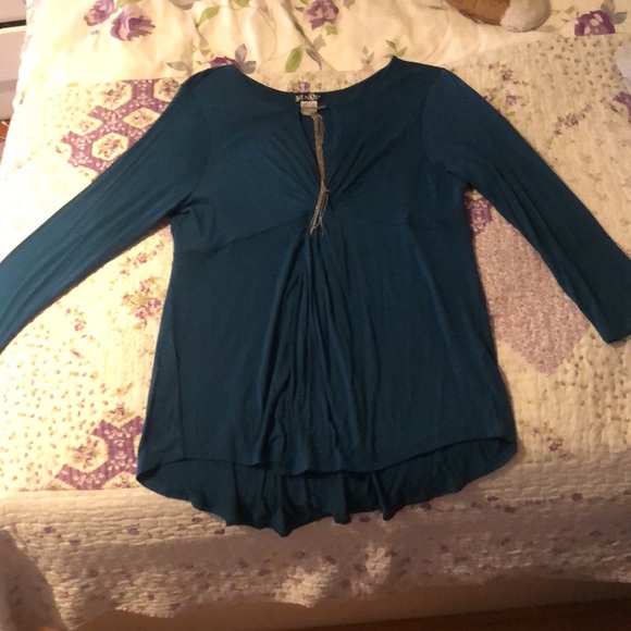 Women’s sexy top with very low plunging neckline, with sexy attached bedazzle - Picture 3 of 6